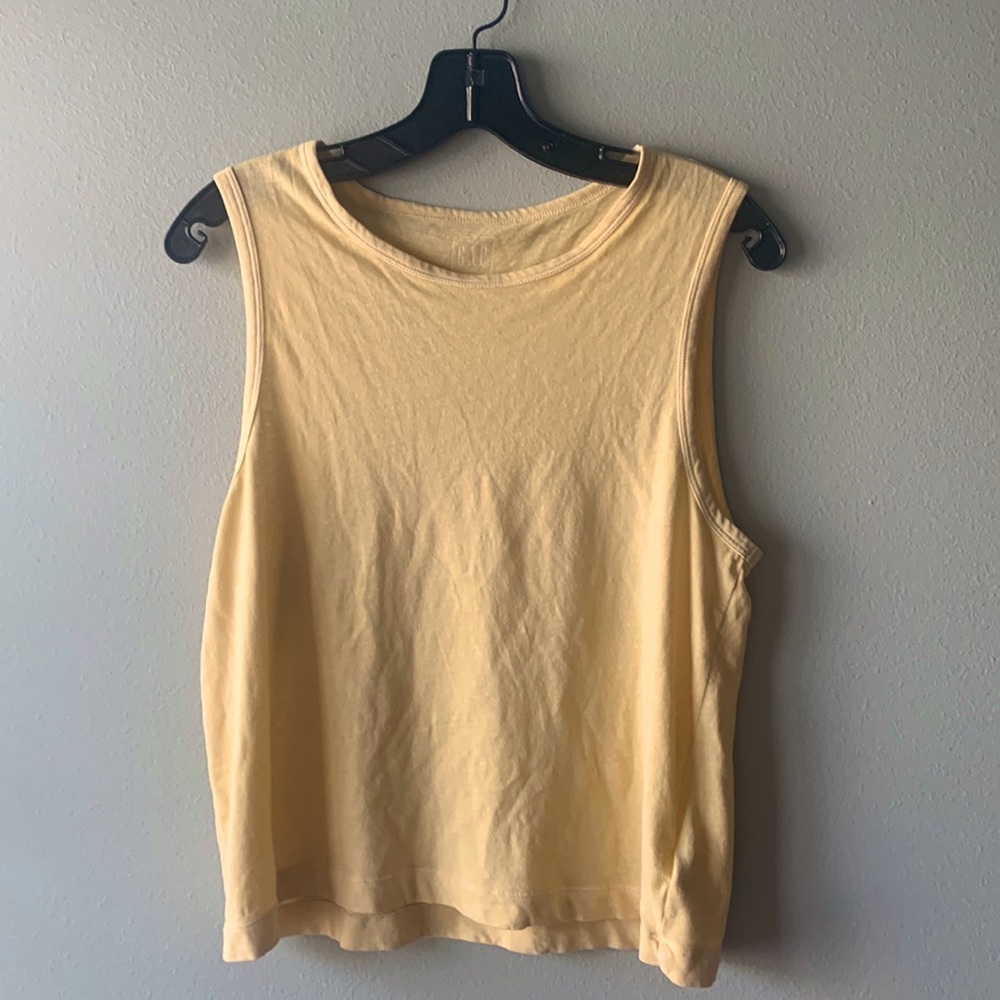 GAP yellow tank top - size M